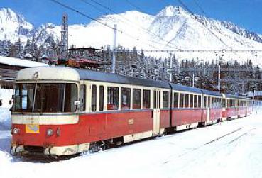 AK ZSR Slowakische Tatrabahn 420.962-3 + 420.954-0 am Csorbaer S