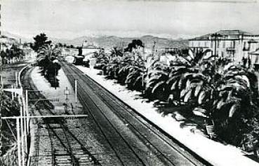 AK Antibes Bahnhof