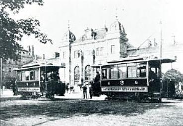 Foto AK Straßenbahn Altenburg Tw 6 und Tw 3 am Bahnhof