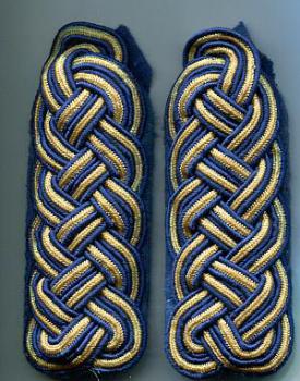 Schulterstücke DR blau IV