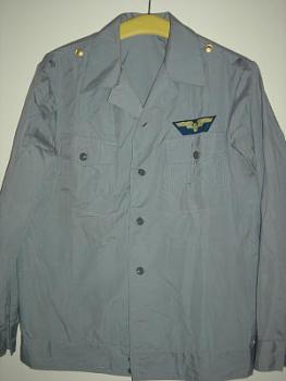 DR Herren Sommerblouson Größe 50 mit altem Flügelradaufnäher, Knöpfe grau