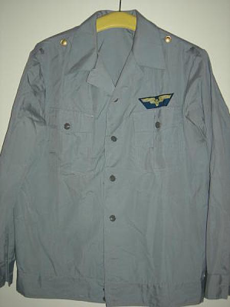 DR Herren Sommerblouson Größe 50 mit altem Flügelradaufnäher, Knöpfe grau