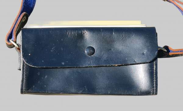 Geldwechsler 5 Röhren für DM mit kleiner Tasche und Trageriemen